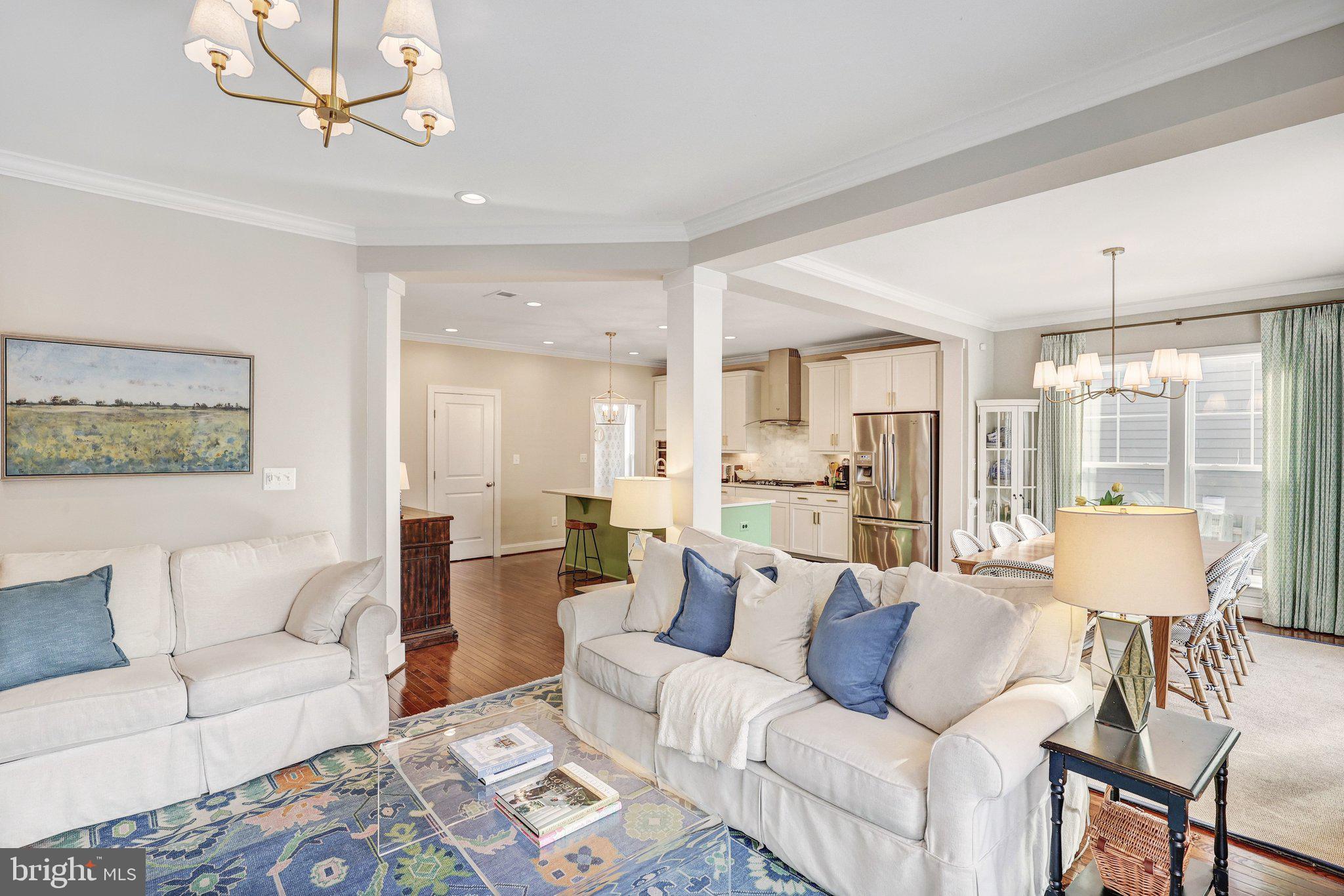 8028 WELLINGTON ROAD