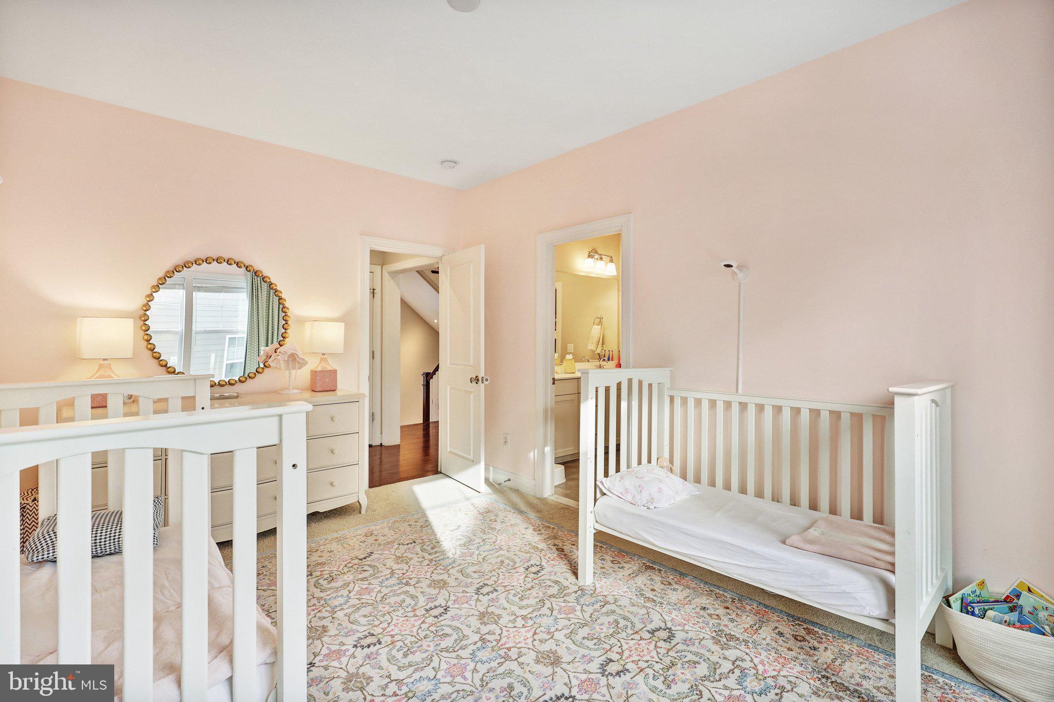 8028 WELLINGTON ROAD