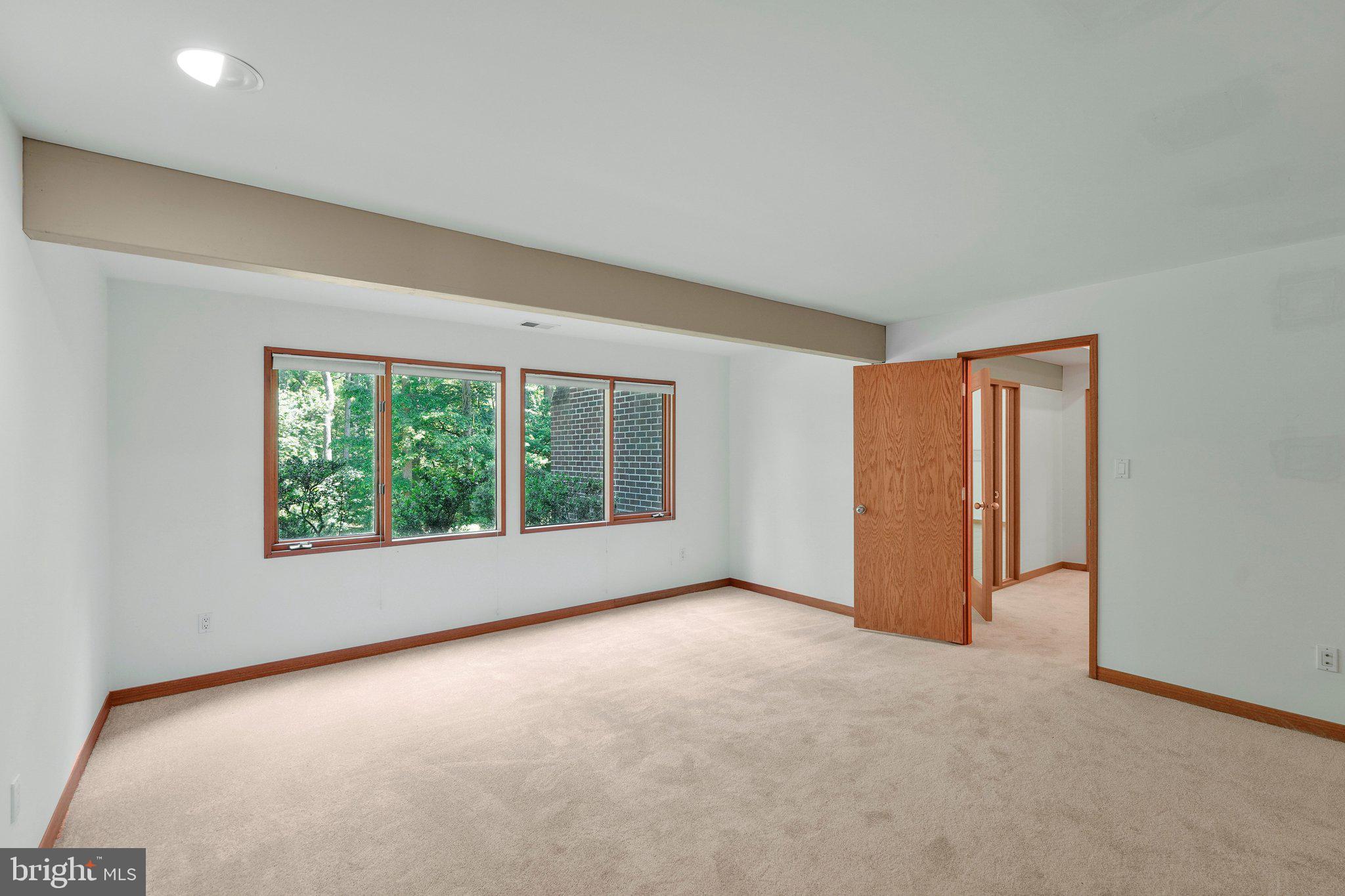 8620 POLK