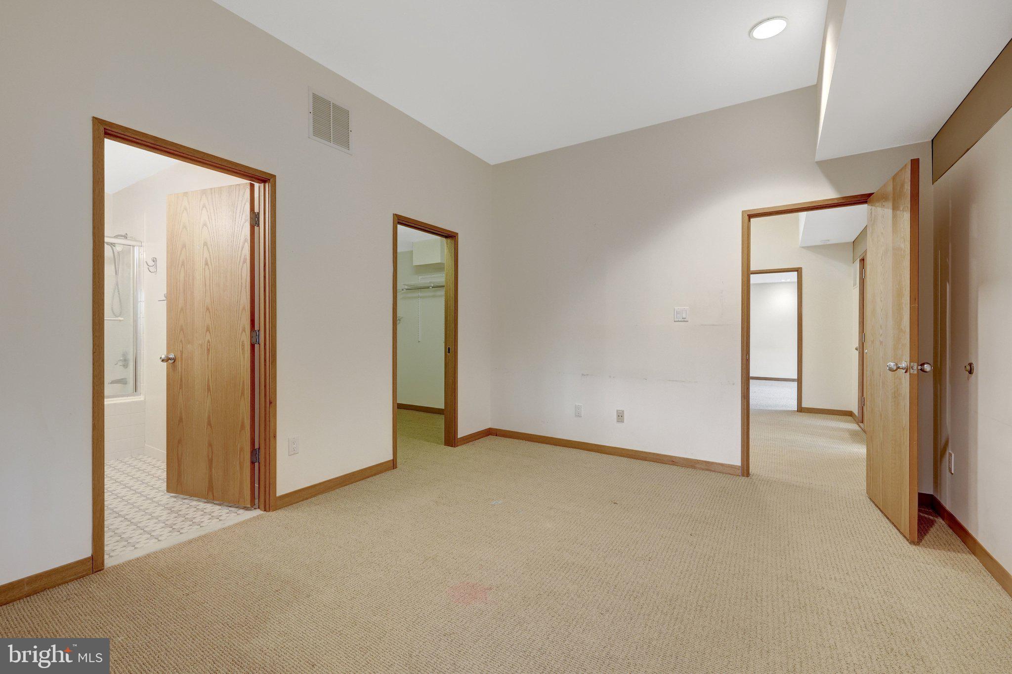 8620 POLK