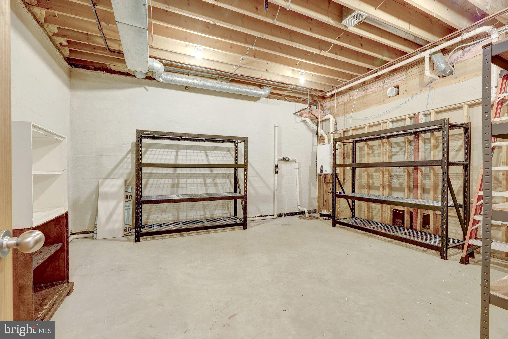 8620 POLK