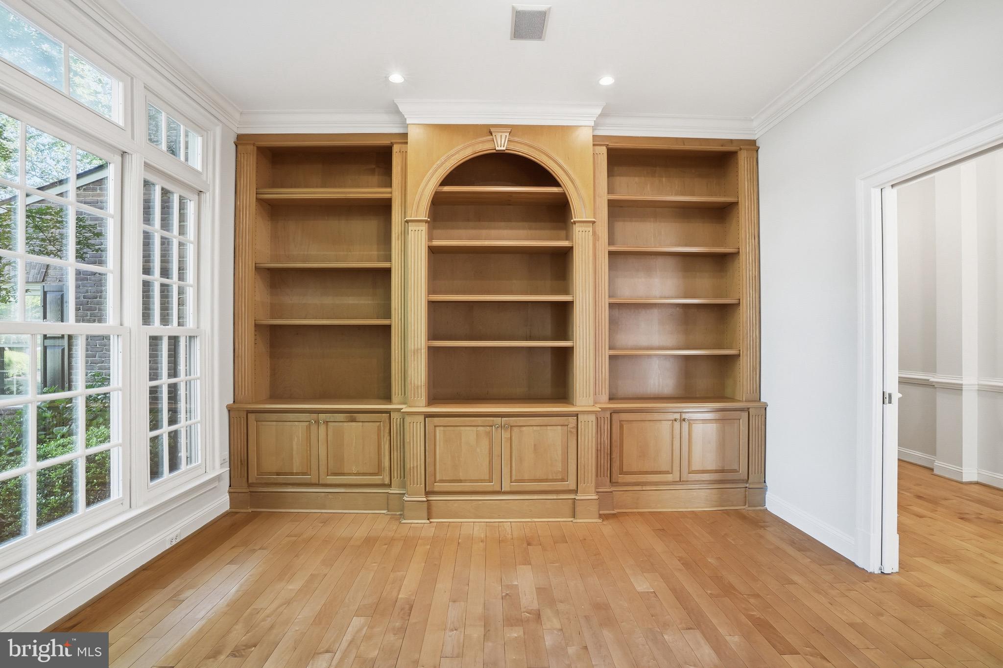 891 CHINQUAPIN ROAD