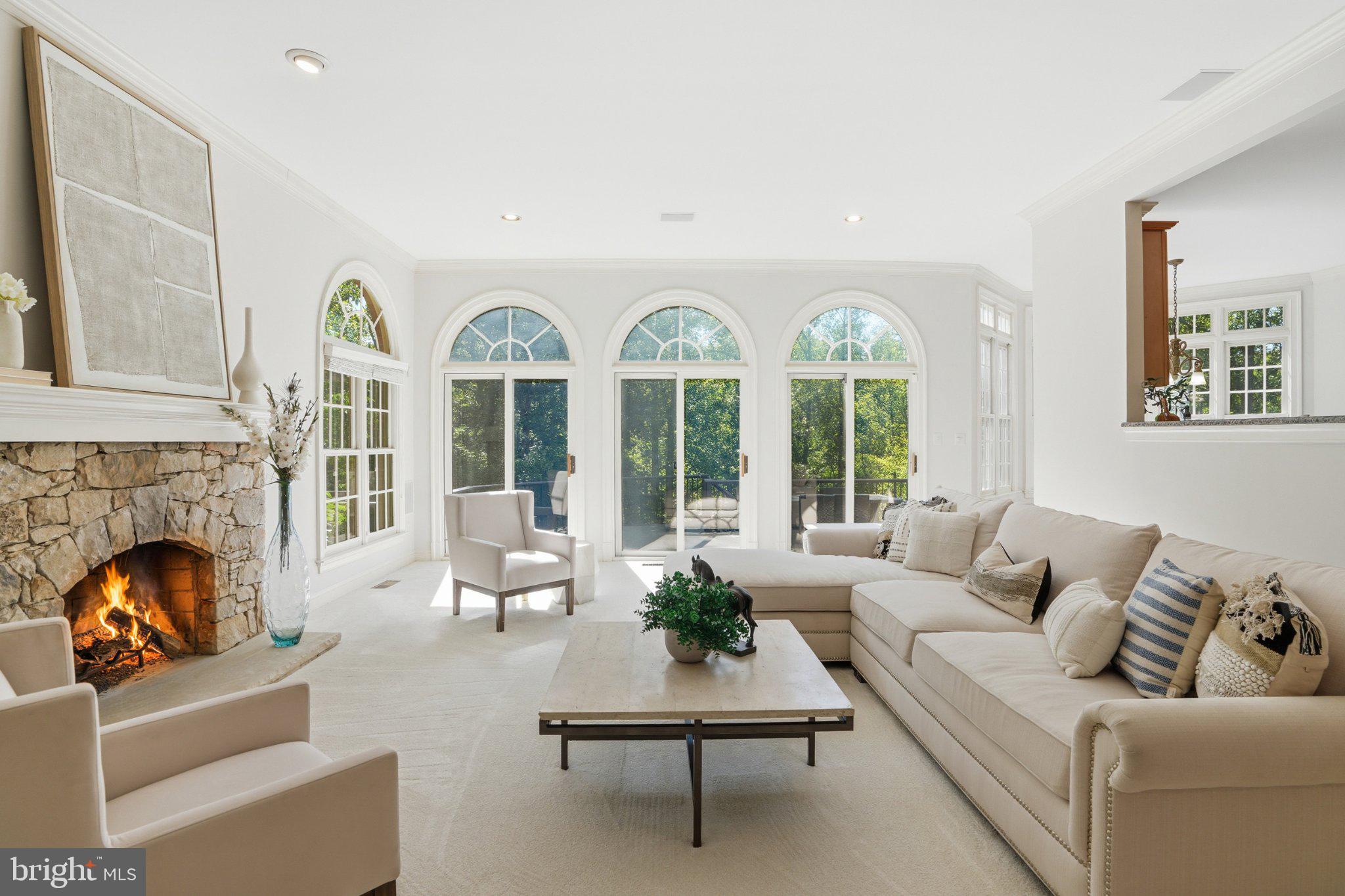 891 CHINQUAPIN ROAD