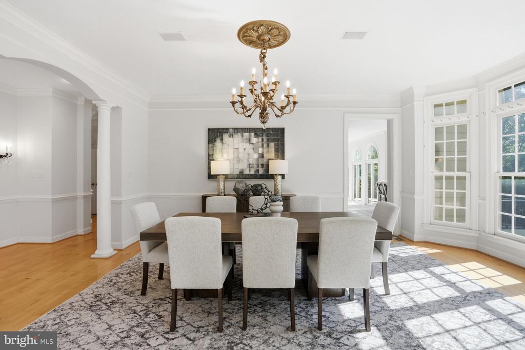 891 CHINQUAPIN ROAD