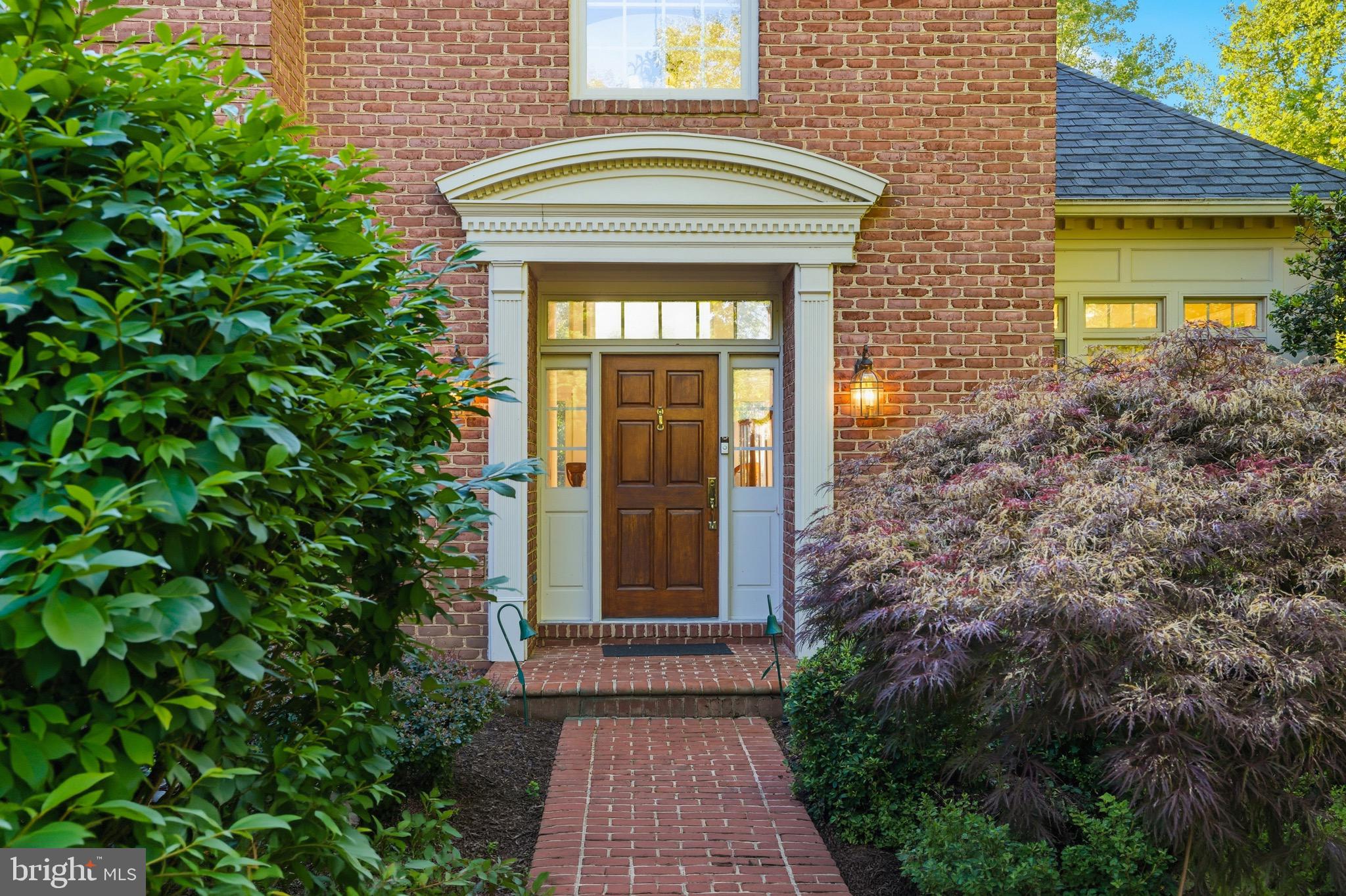 891 CHINQUAPIN ROAD
