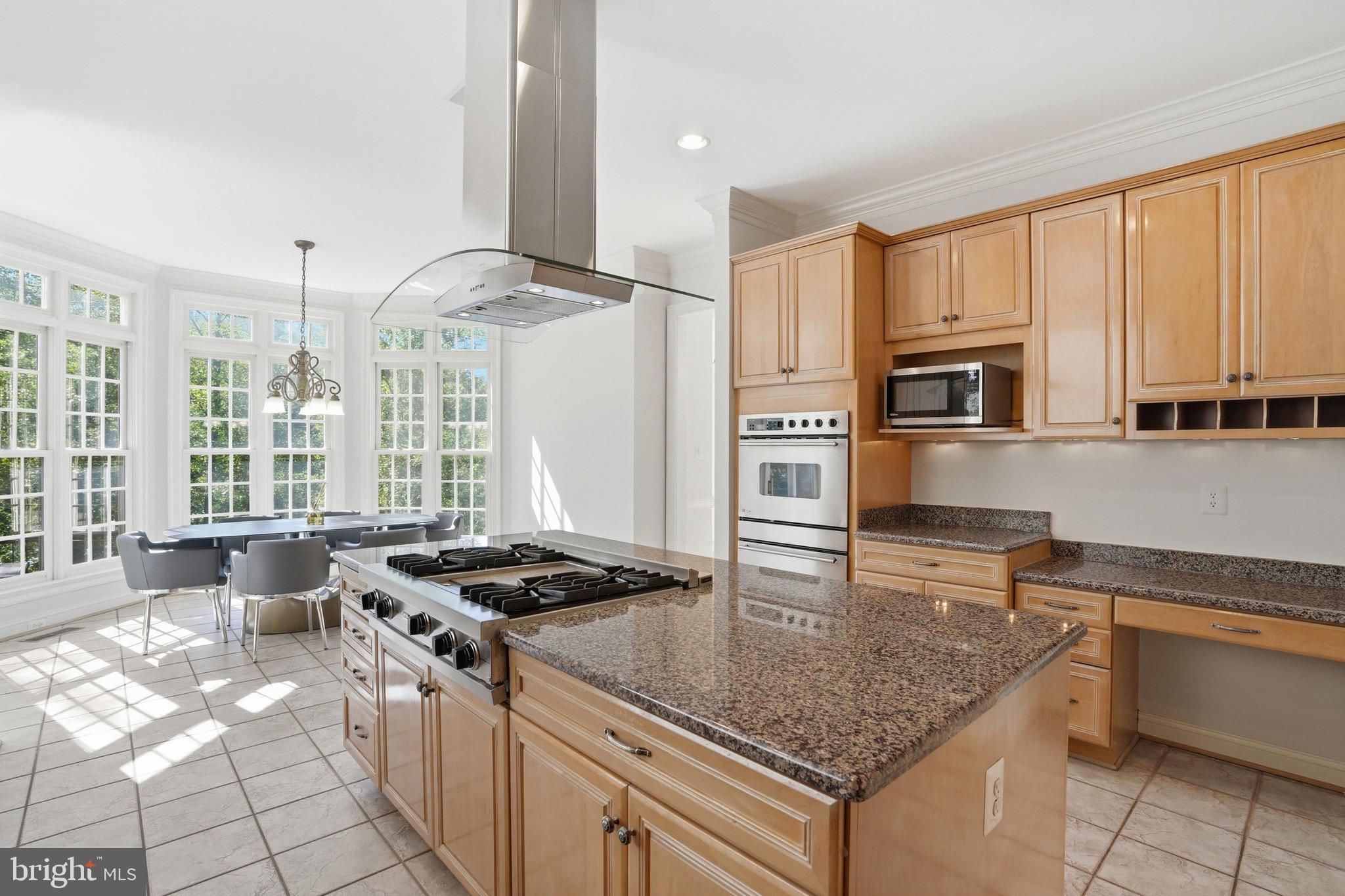 891 CHINQUAPIN ROAD