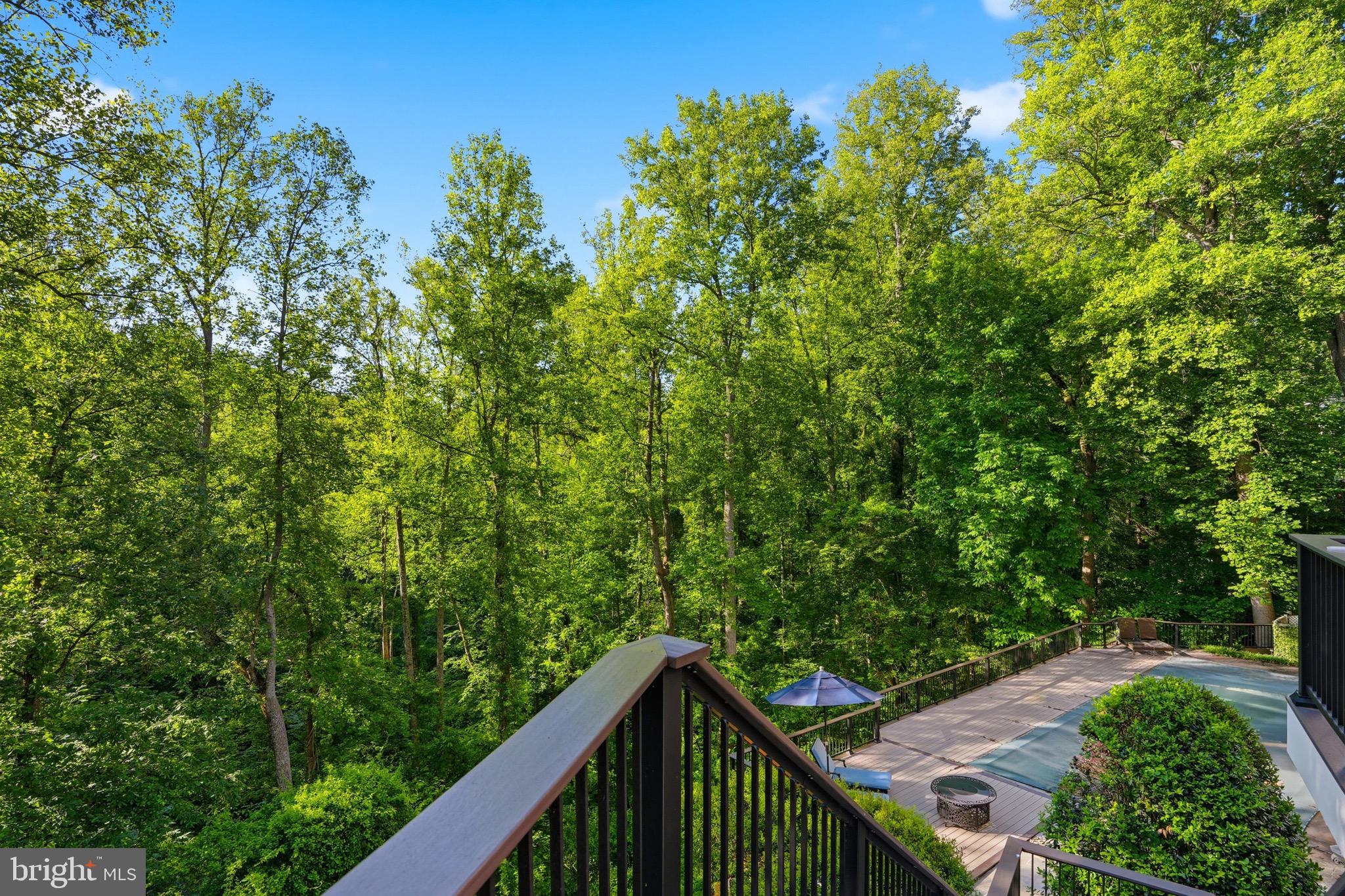 891 CHINQUAPIN ROAD