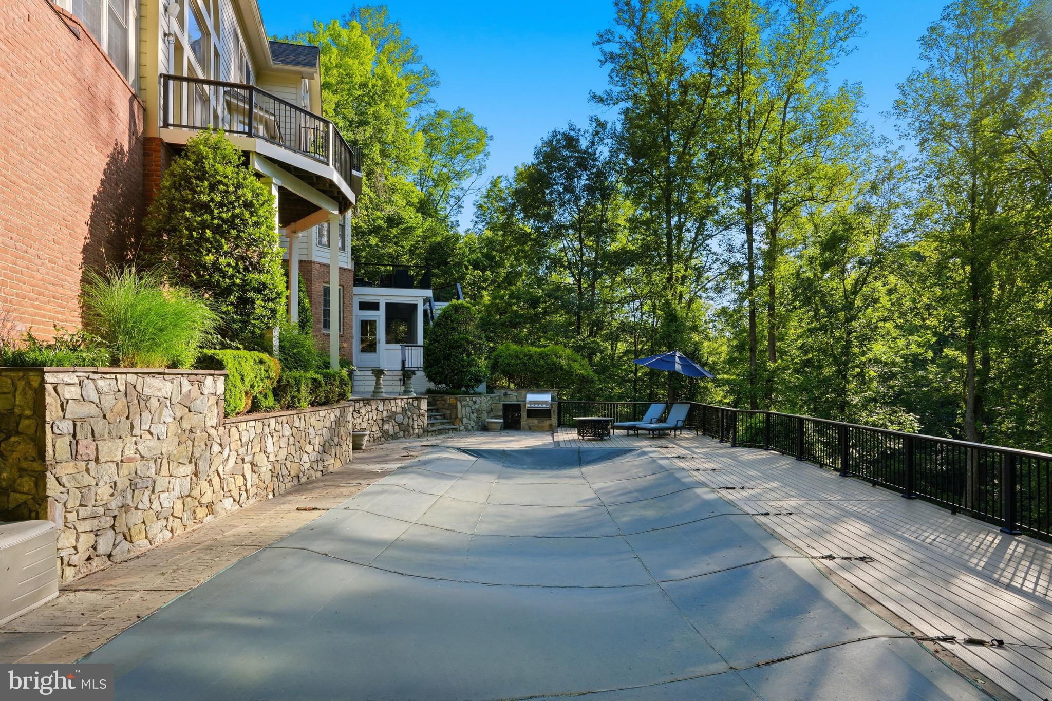 891 CHINQUAPIN ROAD