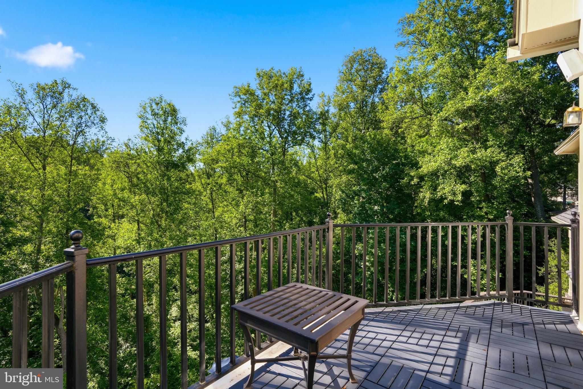 891 CHINQUAPIN ROAD