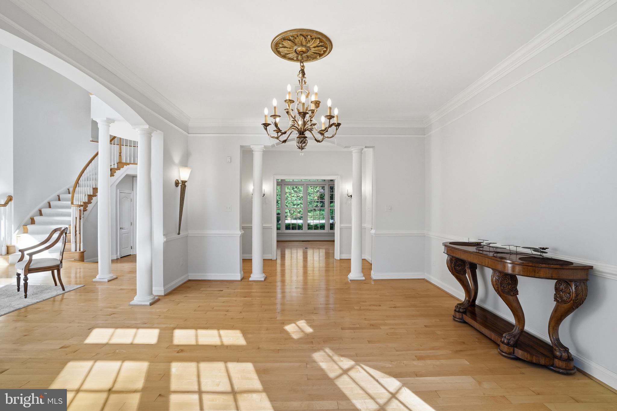 891 CHINQUAPIN ROAD