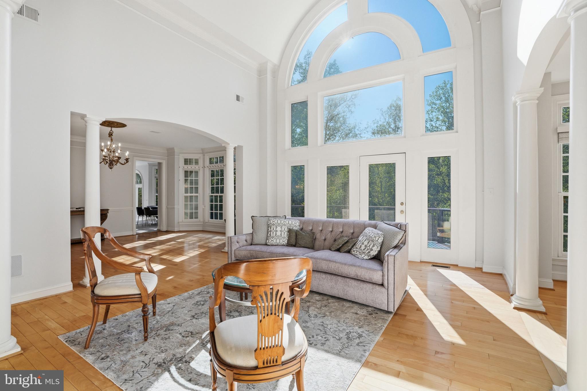 891 CHINQUAPIN ROAD