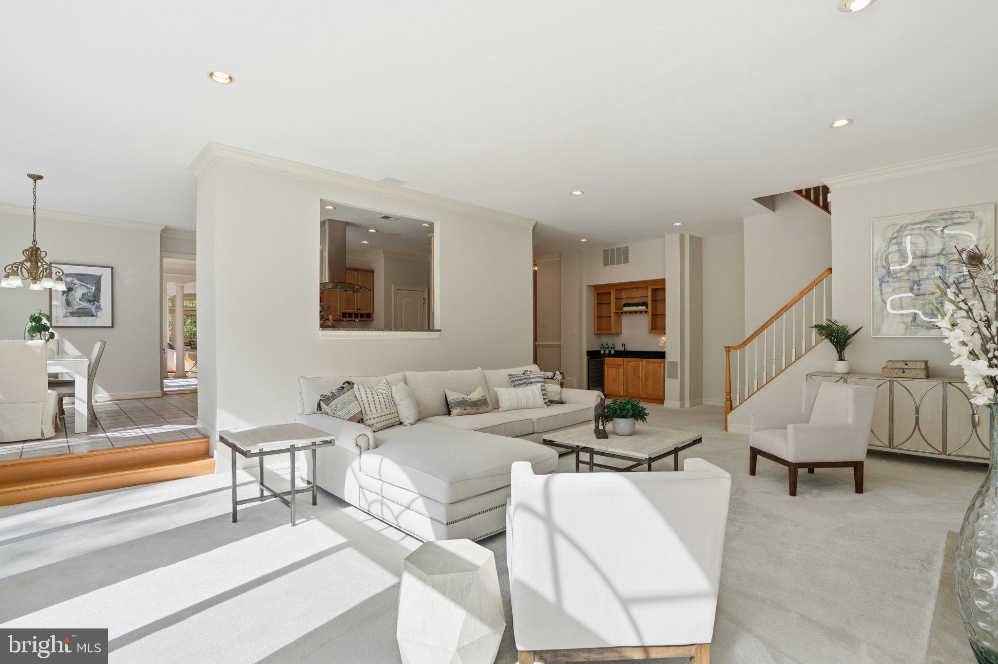 891 CHINQUAPIN ROAD