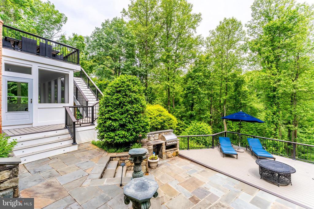 891 CHINQUAPIN ROAD