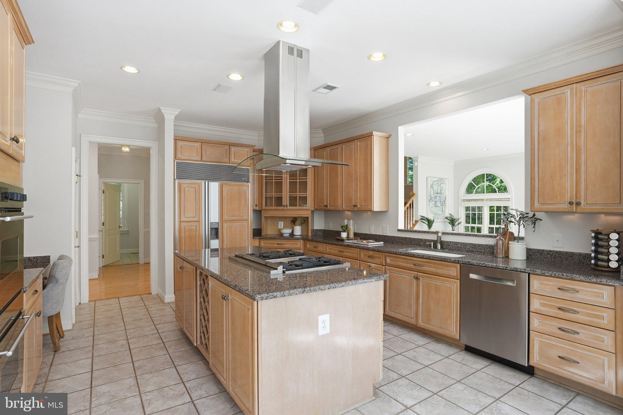 891 CHINQUAPIN ROAD