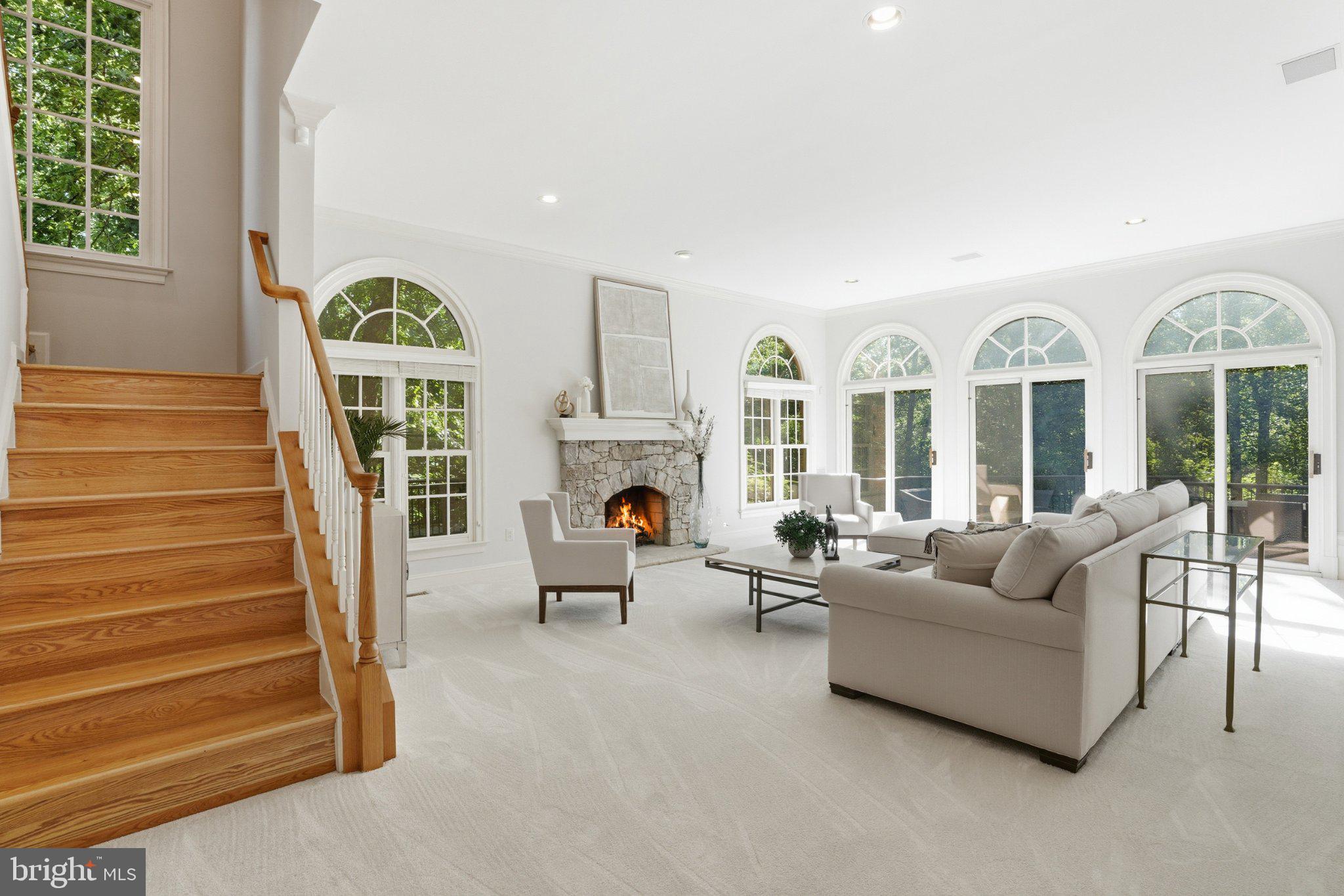 891 CHINQUAPIN ROAD