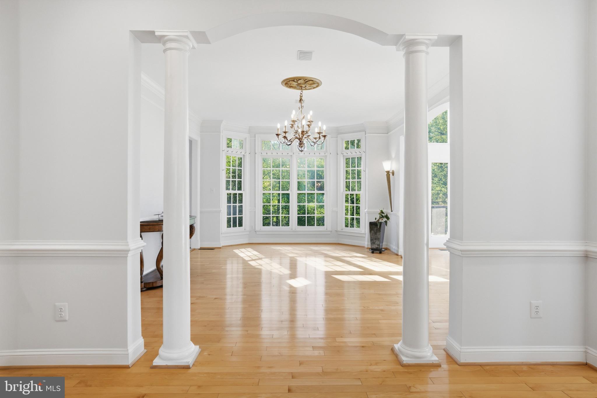 891 CHINQUAPIN ROAD