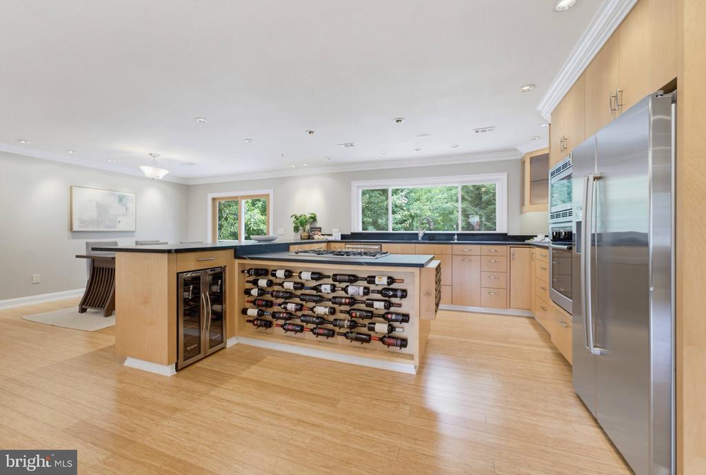 6342 MERIWETHER LANE