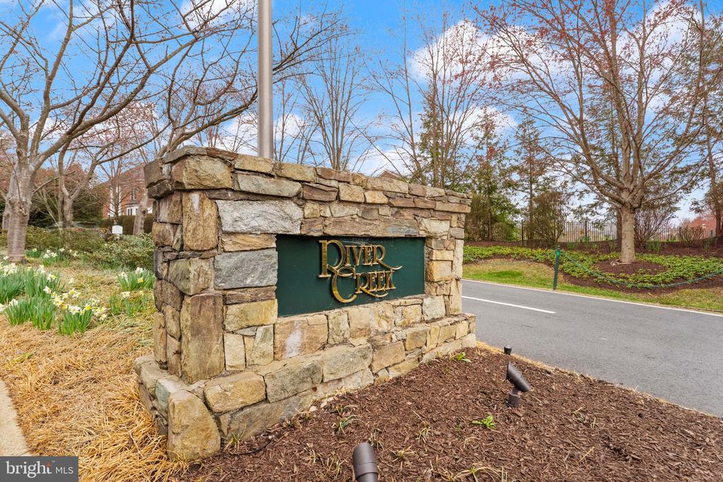 43524 Jackson Hole Cir