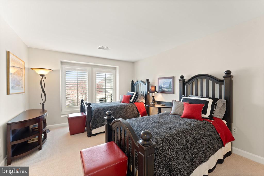 43524 Jackson Hole Cir