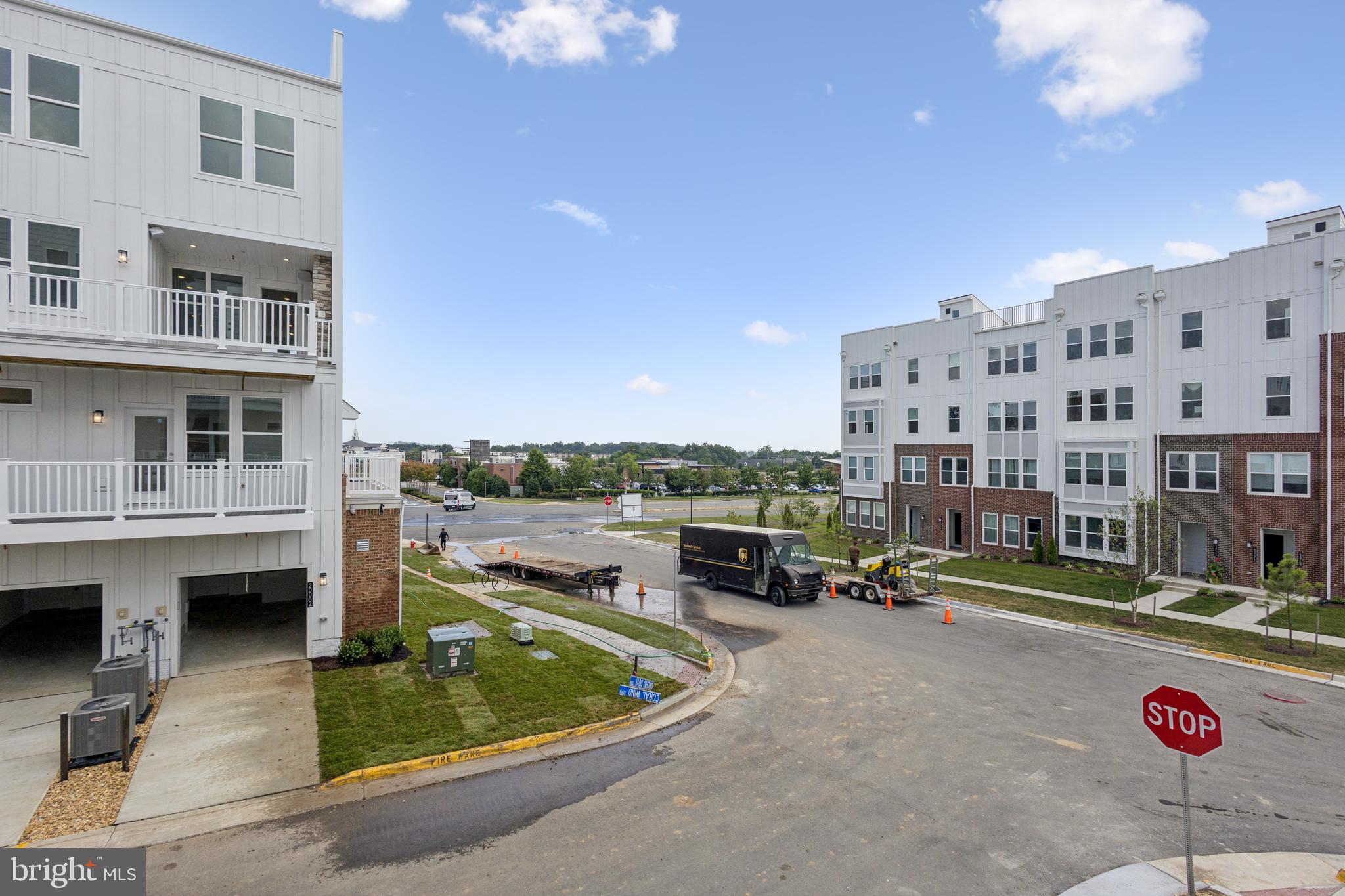 19862 LAVENDER DUST SQ