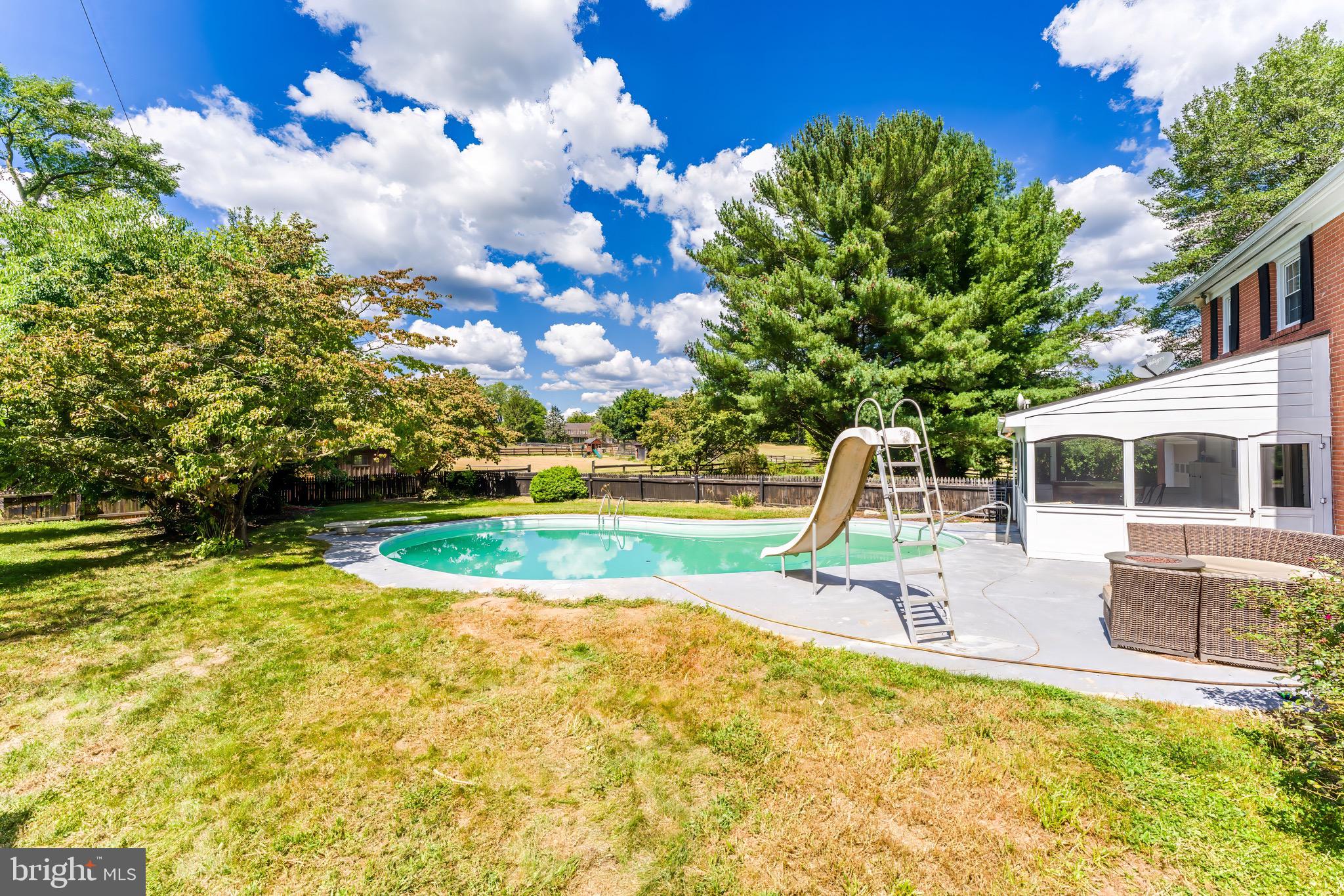 15423 JAMES MONROE HIGHWAY