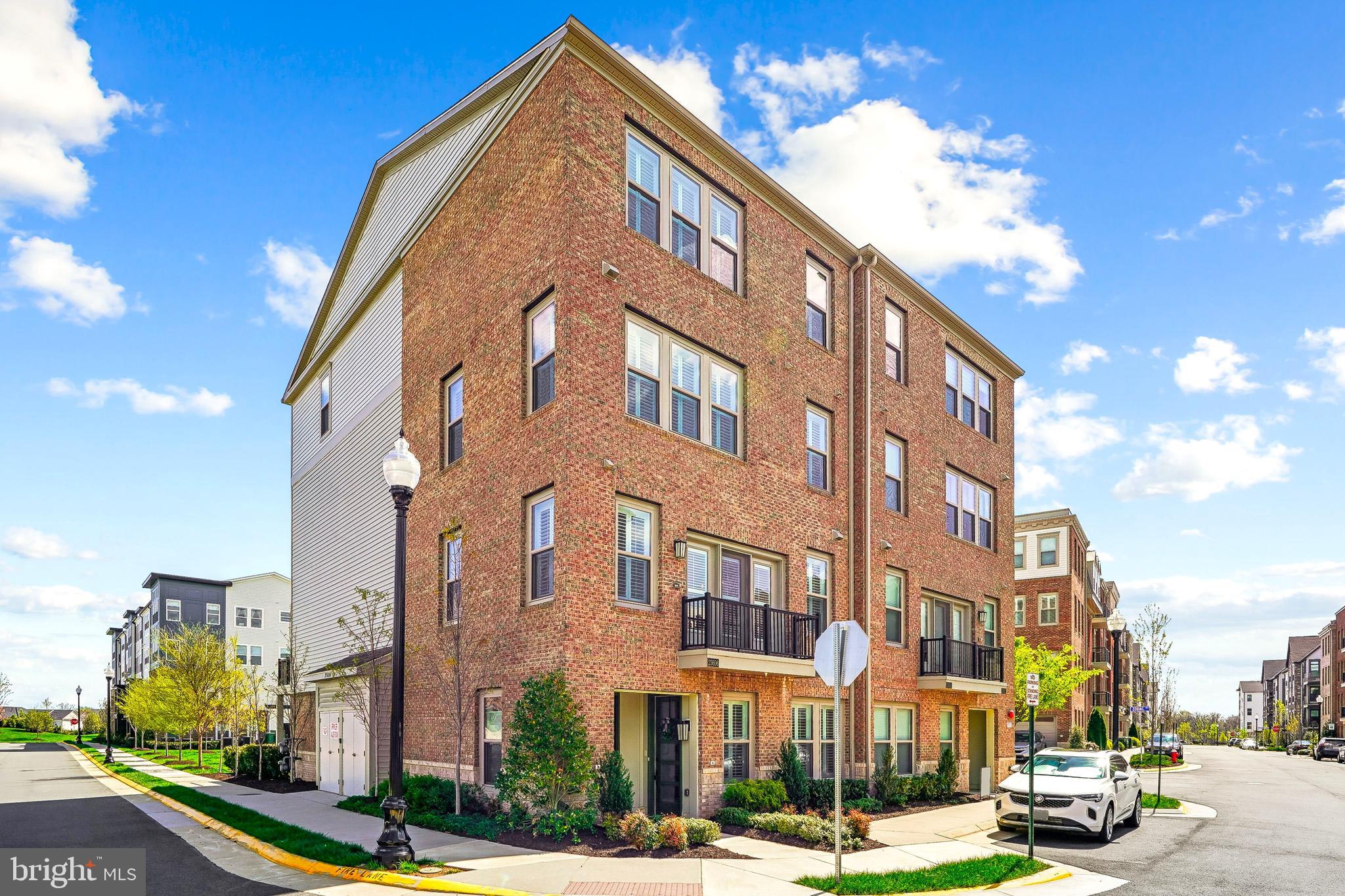 23608 HAVELOCK WALK TERRACE