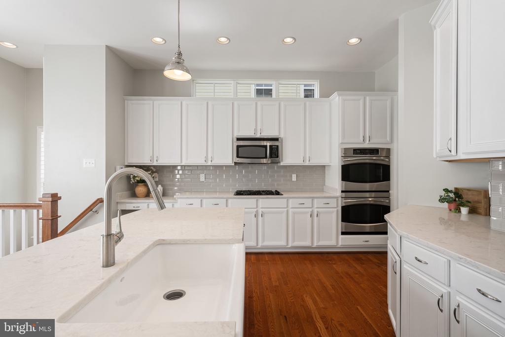 23414 HIGBEE LANE