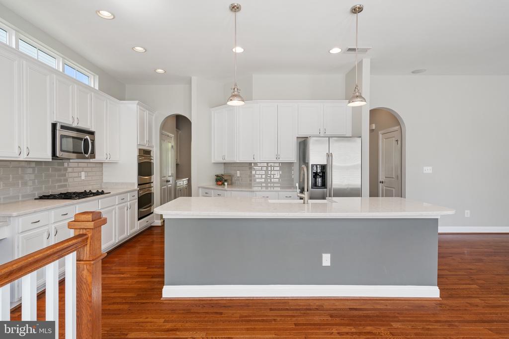 23414 HIGBEE LANE