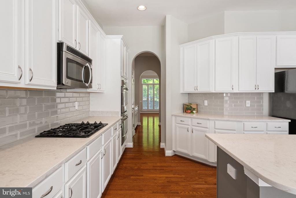 23414 HIGBEE LANE