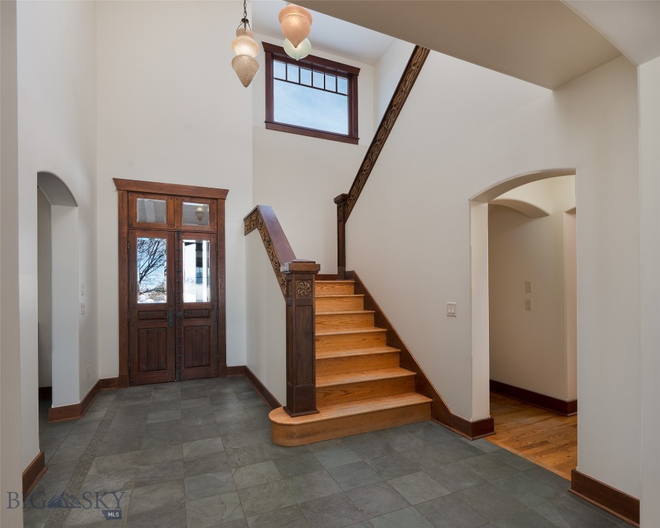 618 Autumn Ridge Road