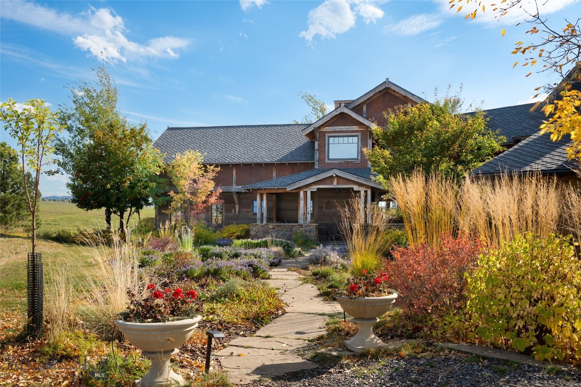 618 Autumn Ridge Road