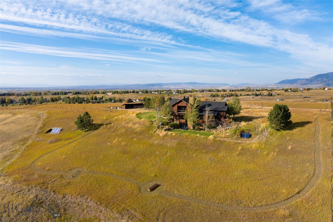 618 Autumn Ridge Road