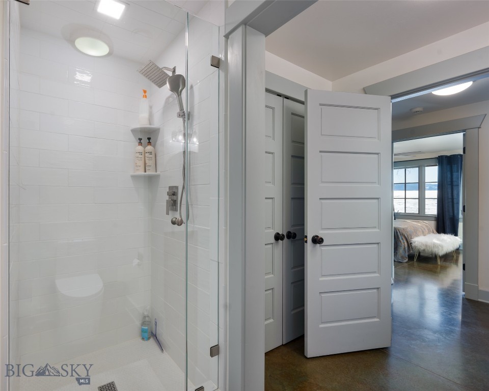 618 Autumn Ridge Road