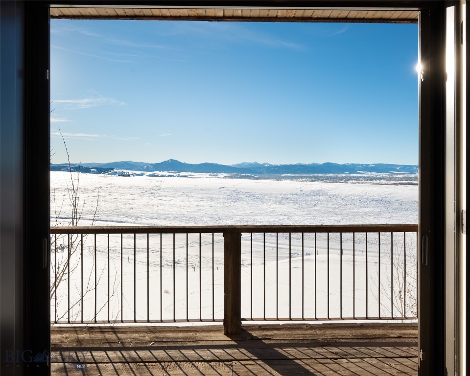 618 Autumn Ridge Road