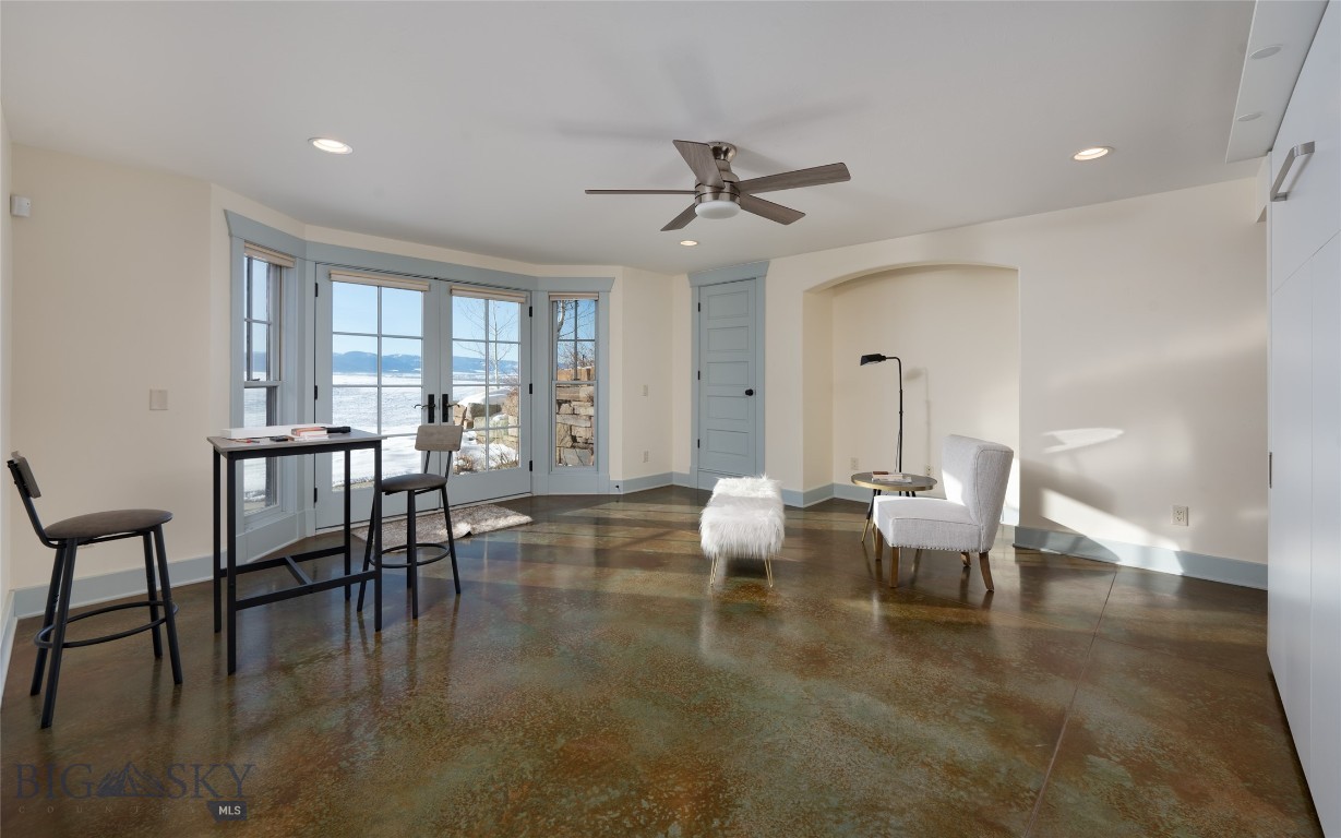 618 Autumn Ridge Road