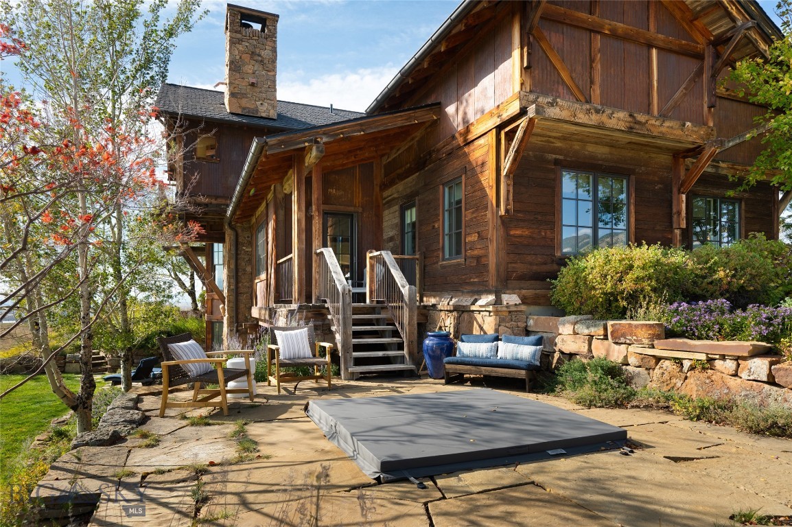 618 Autumn Ridge Road