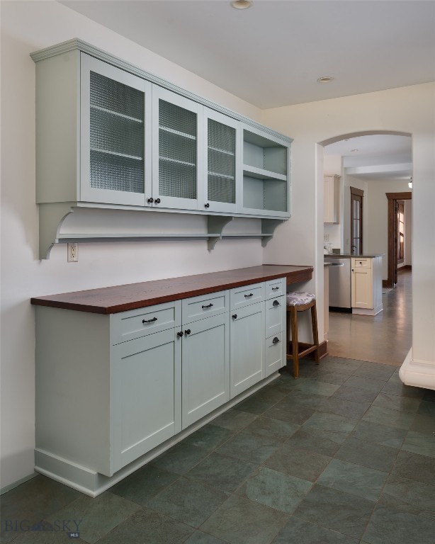 618 Autumn Ridge Road