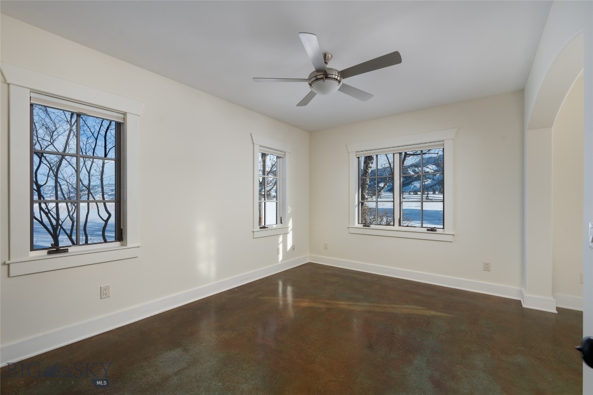 618 Autumn Ridge Road