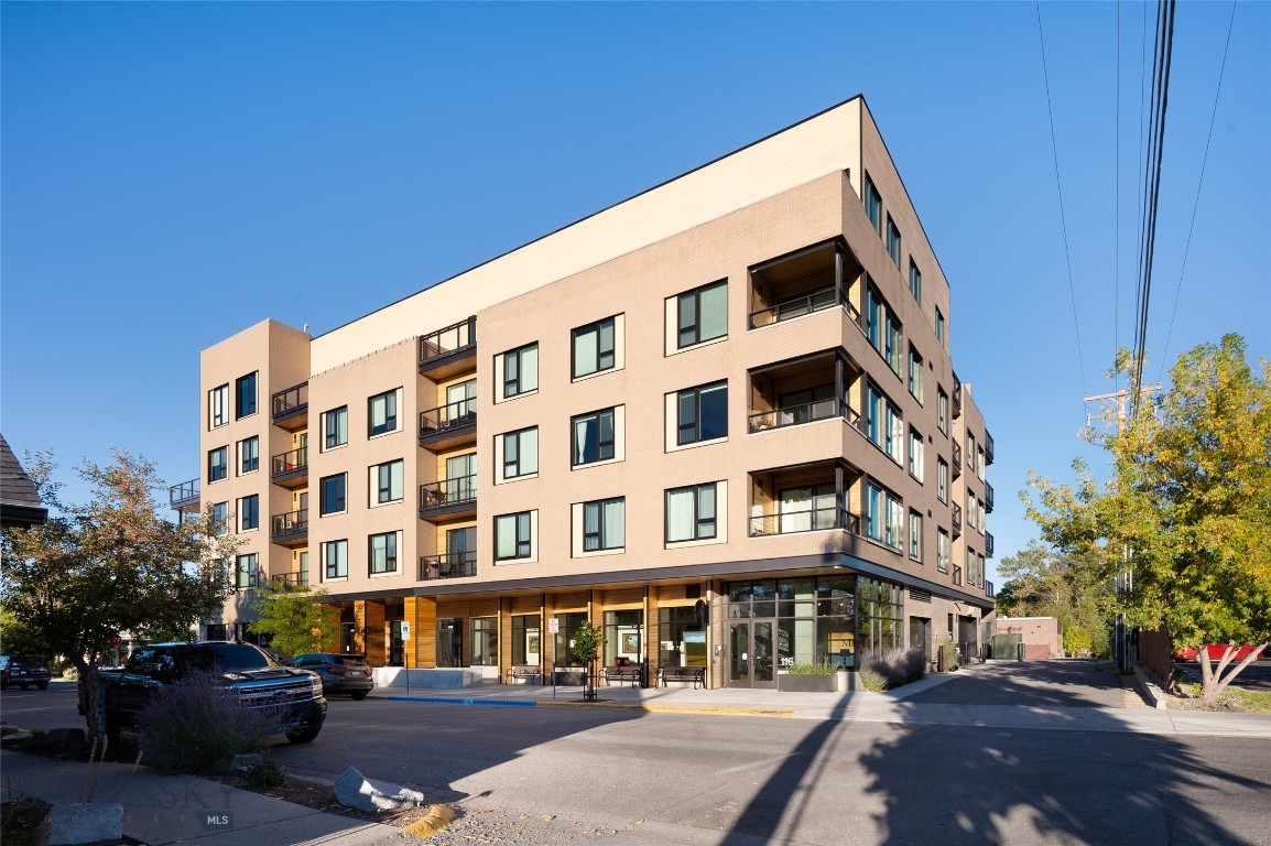 116 N Bozeman 301