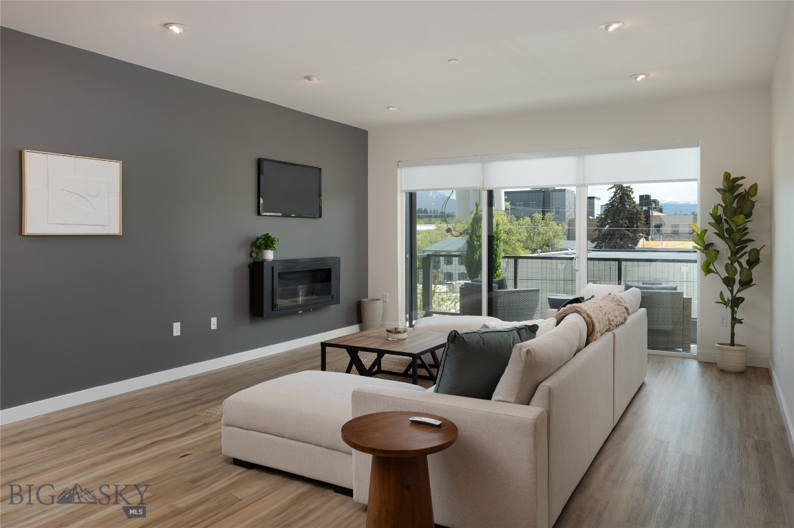 116 N Bozeman 301