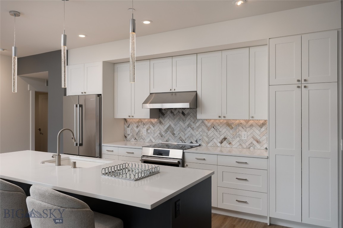 116 N Bozeman 301