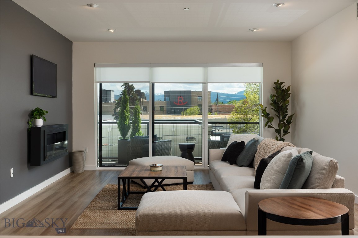 116 N Bozeman 301