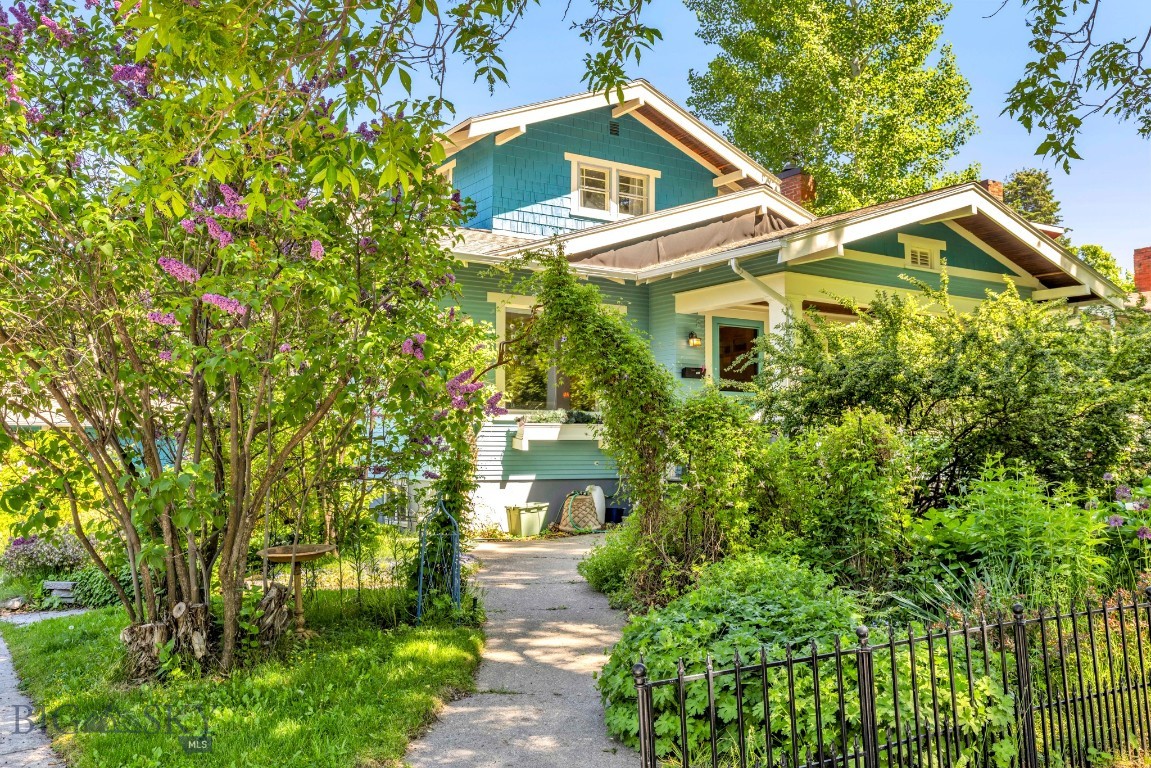 602 S 6th Avenue