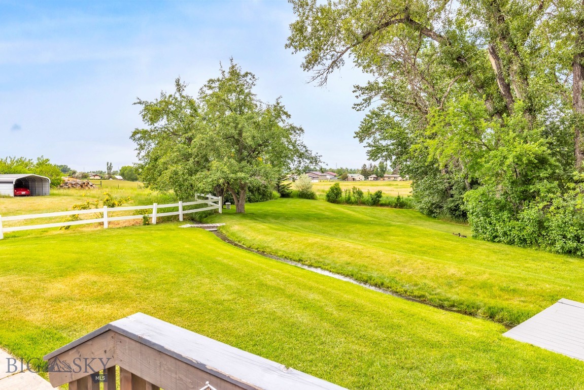 327 Dovetail Lane