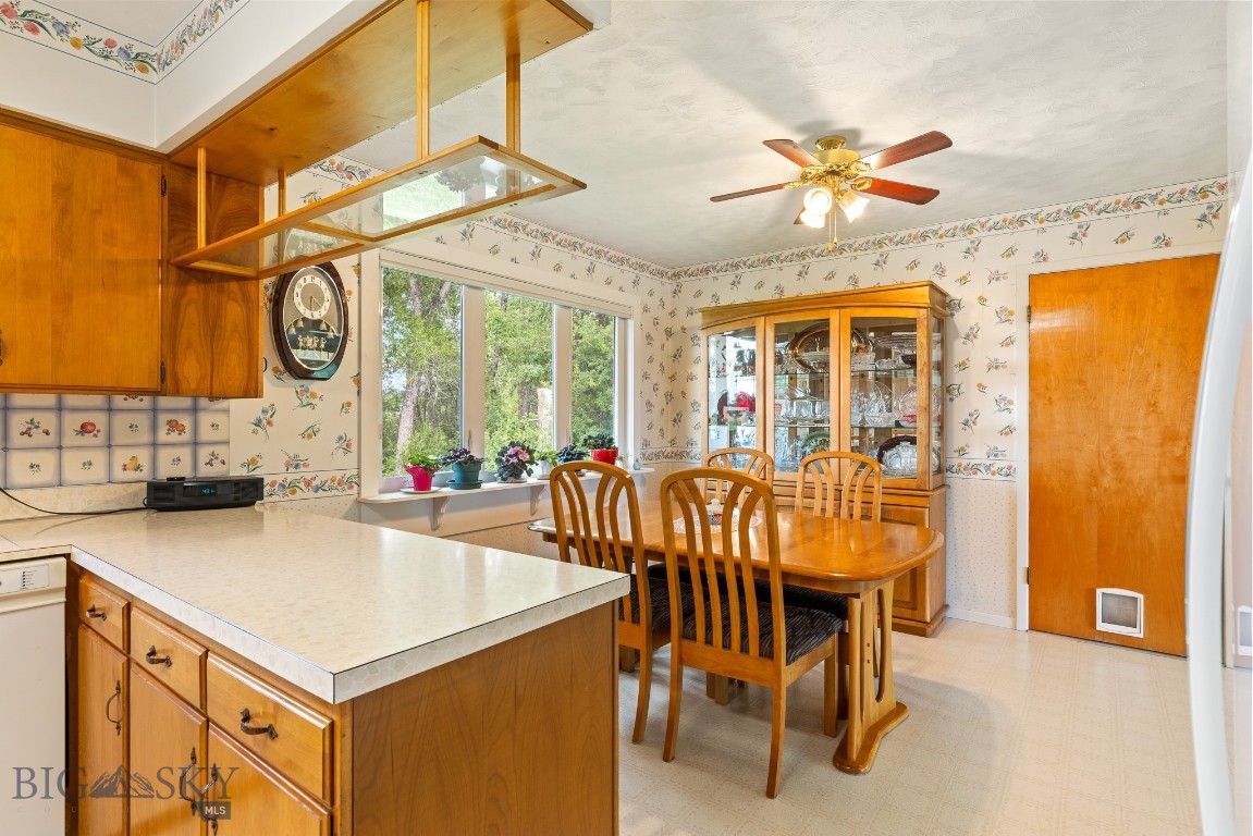 327 Dovetail Lane
