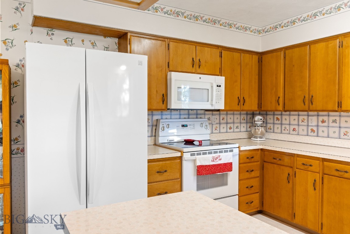 327 Dovetail Lane