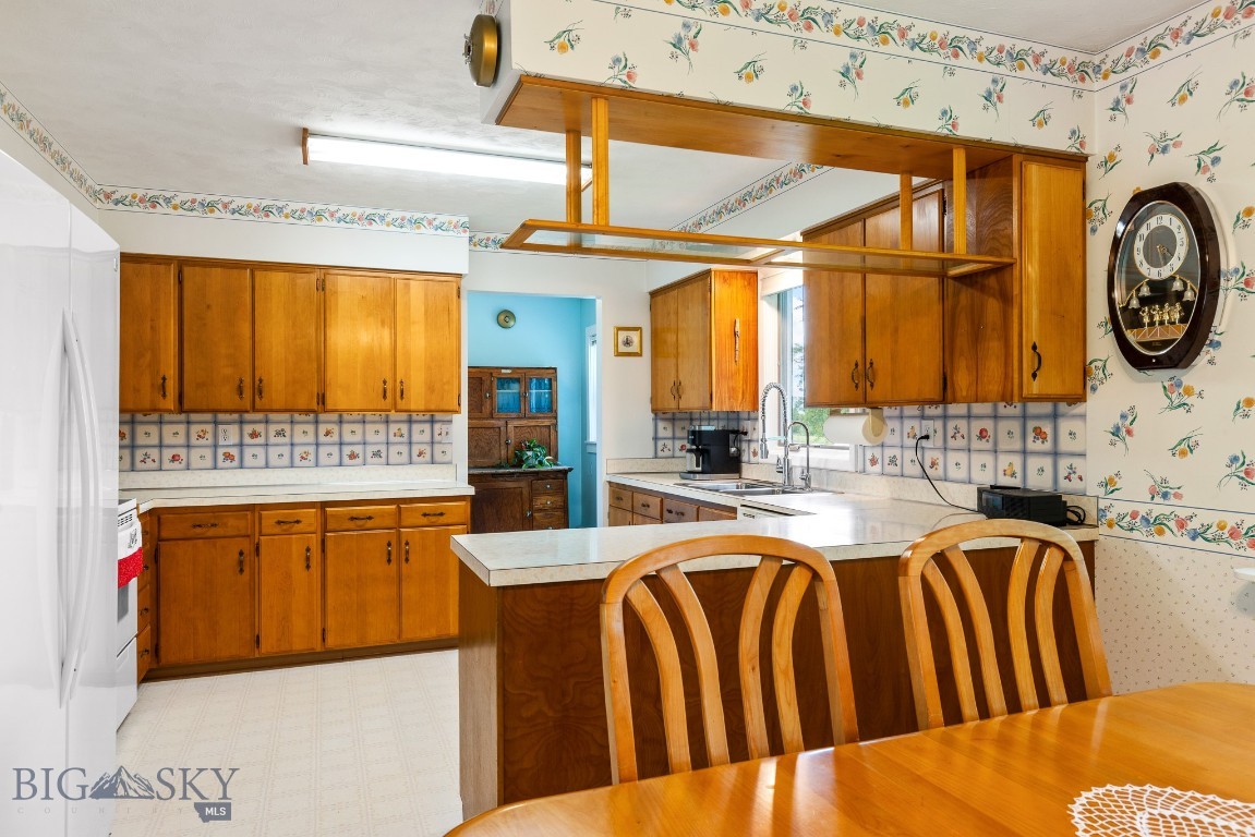 327 Dovetail Lane