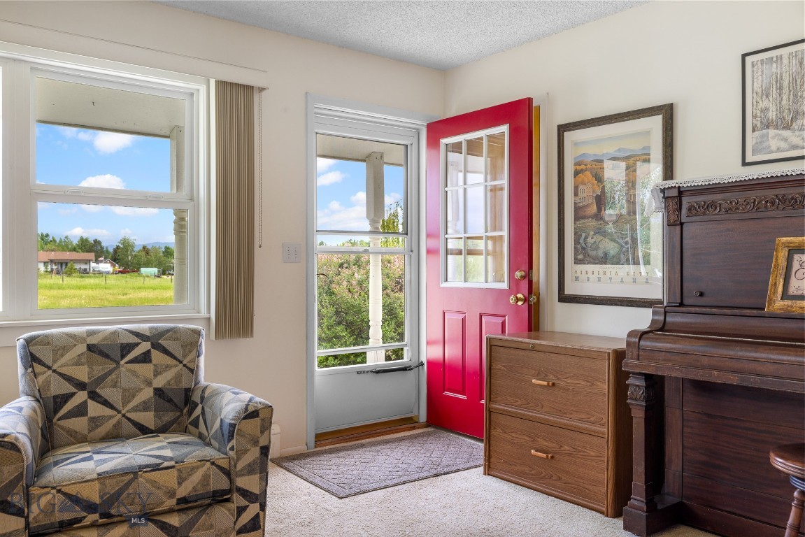 327 Dovetail Lane