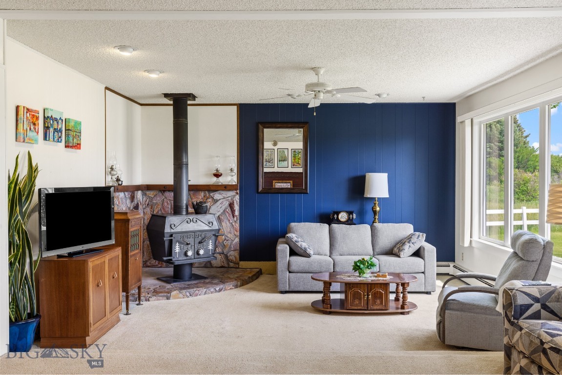 327 Dovetail Lane