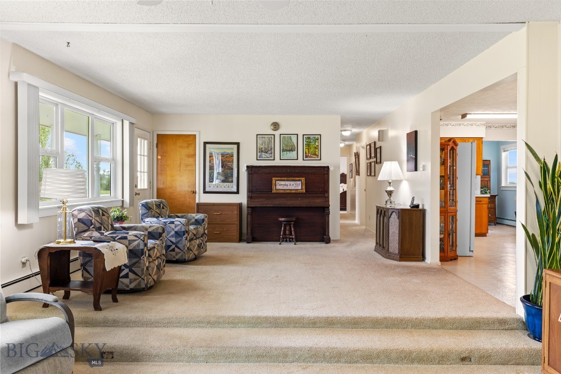 327 Dovetail Lane